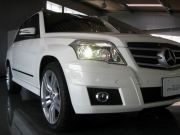 2009年メルセデスベンツC240アバンギャルS(写真)