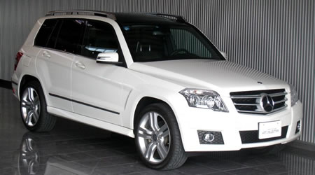 2009年メルセデスベンツGLK300(写真)