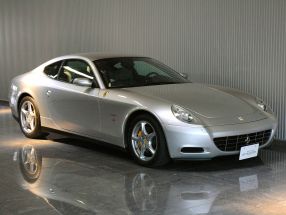 販売済み輸入車(写真)