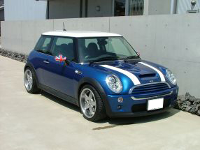 販売済み輸入車(写真)