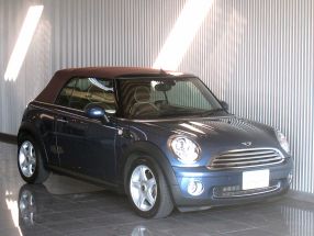 販売済み輸入車(写真)