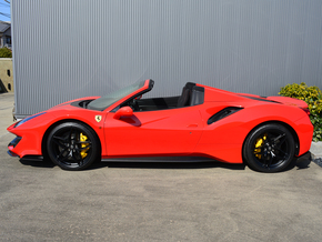 2021年モデル新車 フェラーリ488ピスタスパイダー