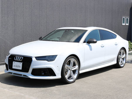 2015年マイナー後モデル AUDI RS7スポーツバック(写真)