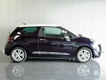 2014年 シトロエン DS3シックレザーエディション(写真)