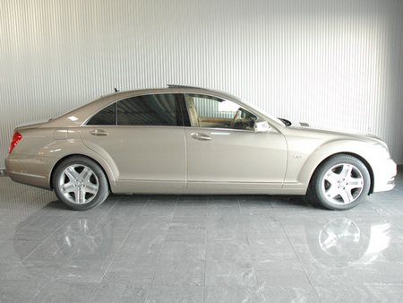 2009年 メルセデスベンツ S600LエクスクルーシブP(写真)