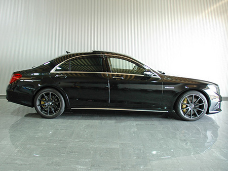 2014年 AMG S63L ダイナミックP ショーファーP(写真)