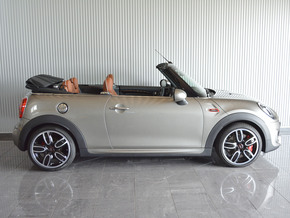 2016年 ミニクーパーJ・C・Wコンバーチブル