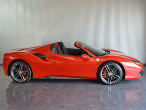 2018年 新車フェラーリ488スパイダーEU仕様