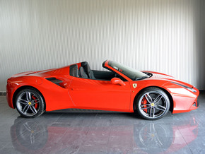 2018年 新車フェラーリ488スパイダーEU仕様