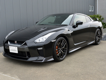 2018年 日産 GTR ピュアエディション(写真)
