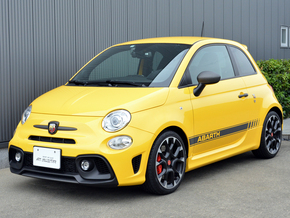 2018年 アバルト 595コンペテツォーネ