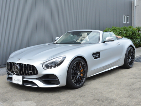 2018年 Mercedes AMG GT-C ロードスター(写真)