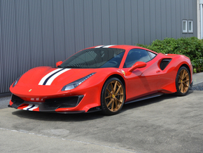 新車 フェラーリ488ピスタ